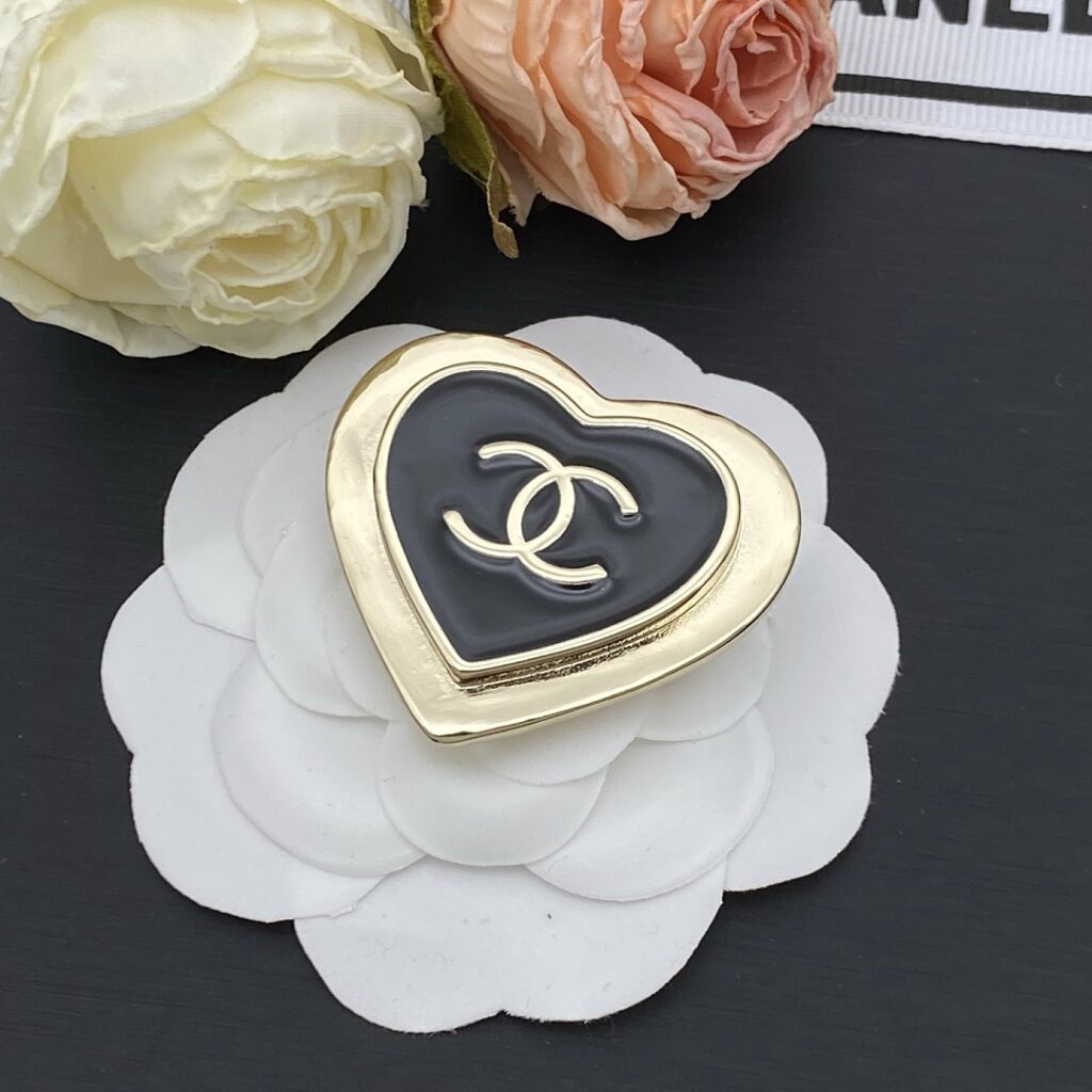Chanel Jewelry Style 40