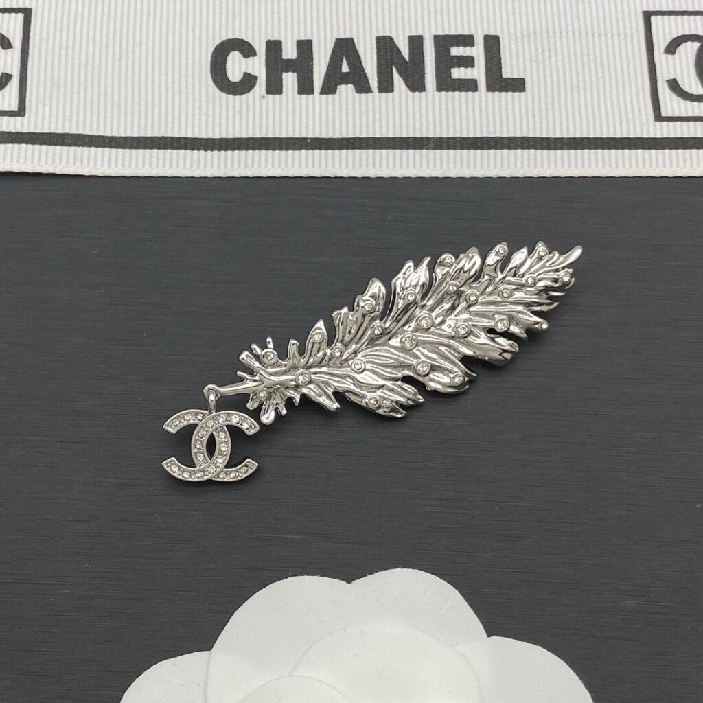 Chanel Jewelry Style 40