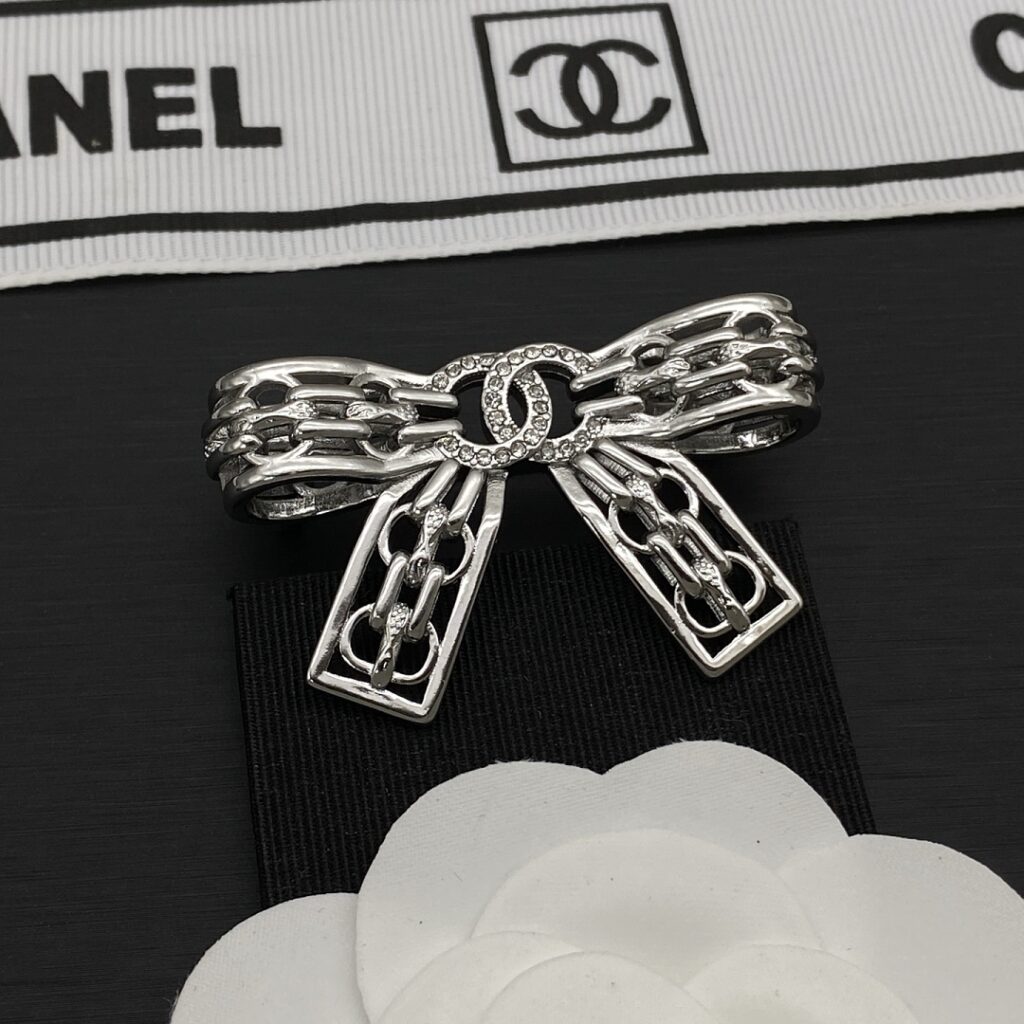 Chanel Jewelry Style 40