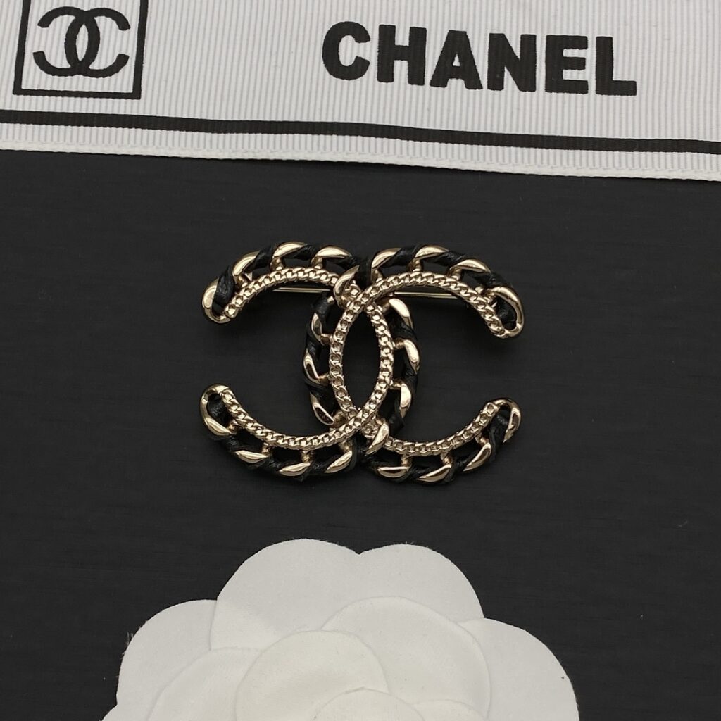 Chanel Jewelry Style 40
