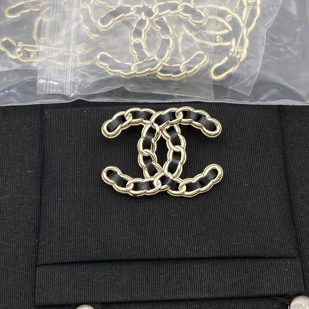 Chanel Jewelry Style 40