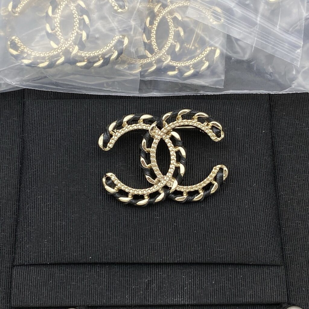 Chanel Jewelry Style 40