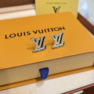 Louis Vuitton Jewelry Style 39.8