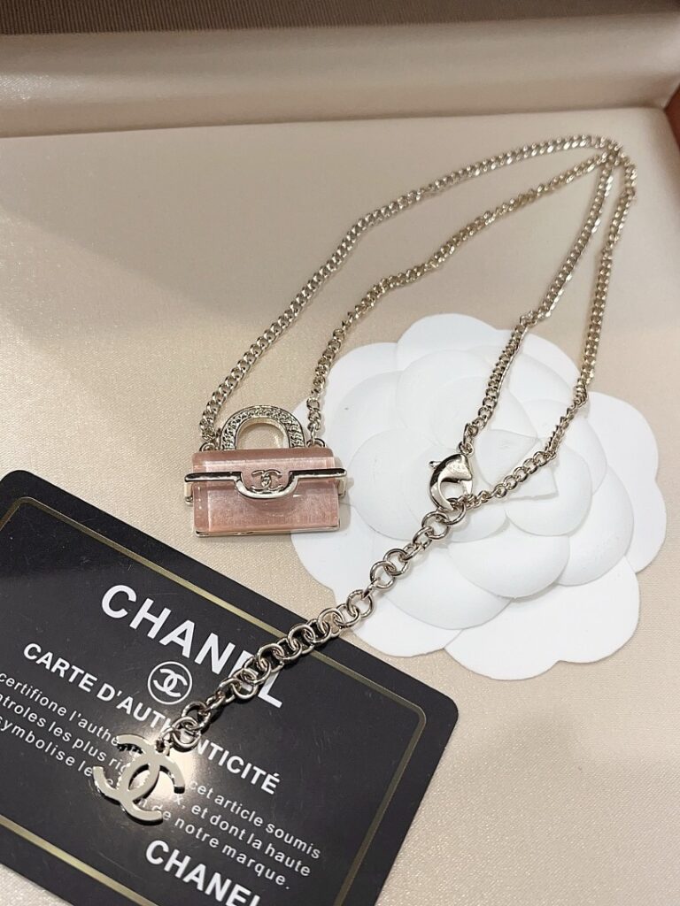 Chanel Jewelry Style 45.8