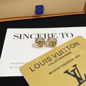 Louis Vuitton Jewelry Style 37.5