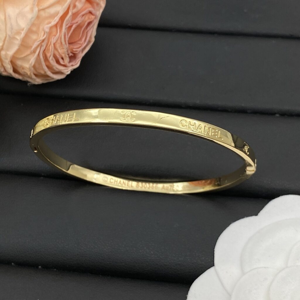 Chanel Jewelry Style 40