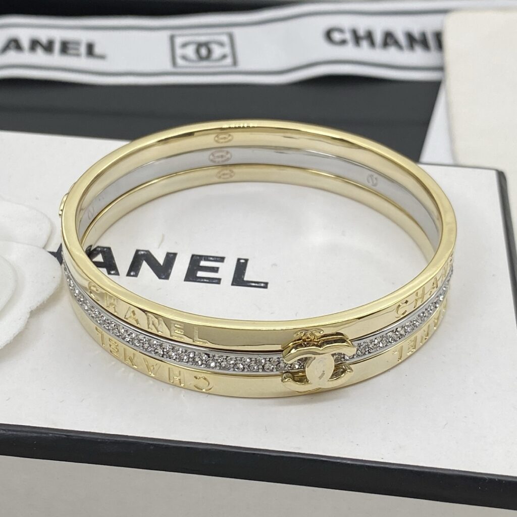 Chanel Jewelry Style 80