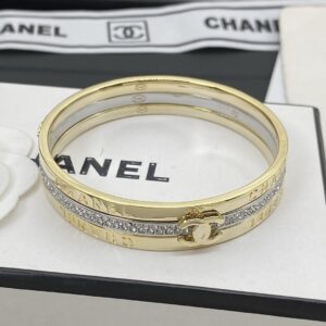 Chanel Jewelry Style 80