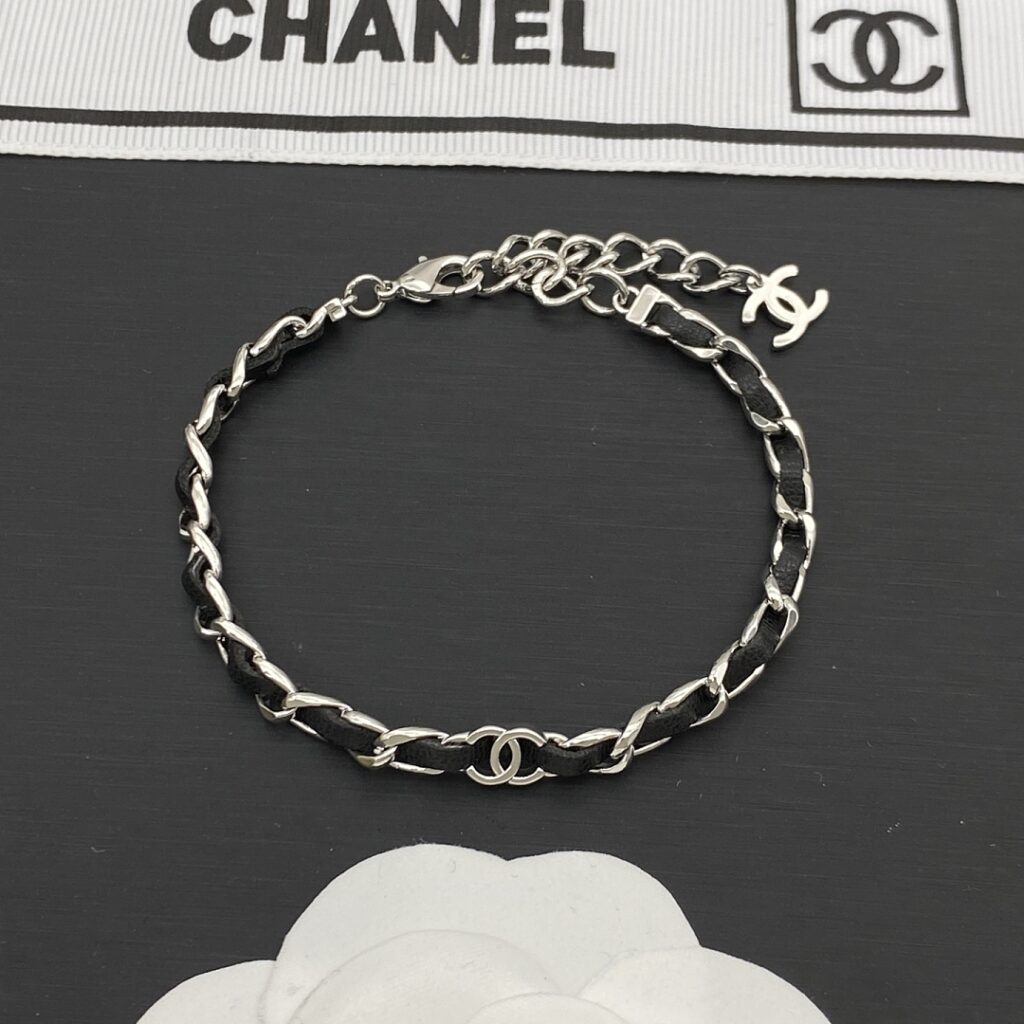 Chanel Jewelry Style 40