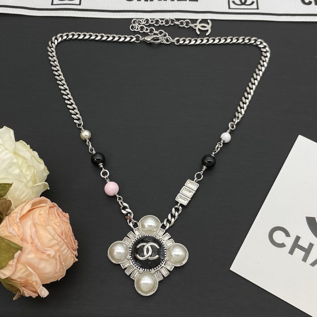 Chanel Jewelry Style 55