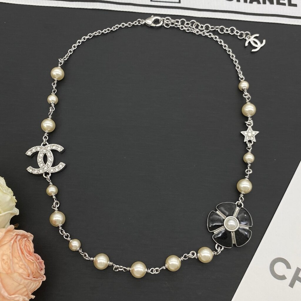 Chanel Jewelry Style 58
