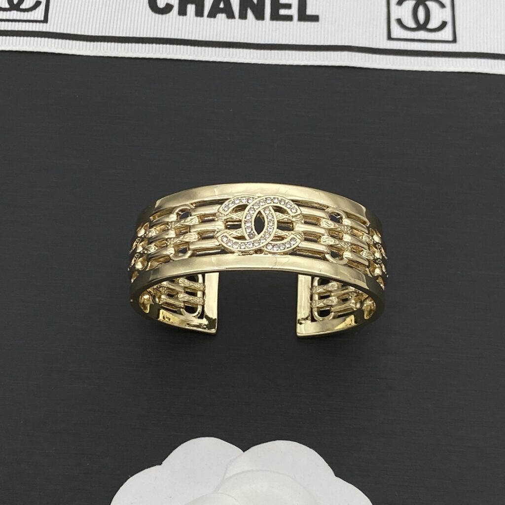 Chanel Jewelry Style 60