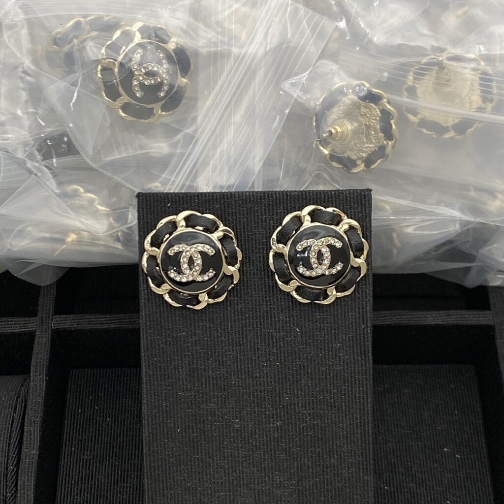 Chanel Jewelry Style 40