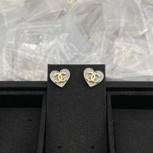 Chanel Jewelry Style 40