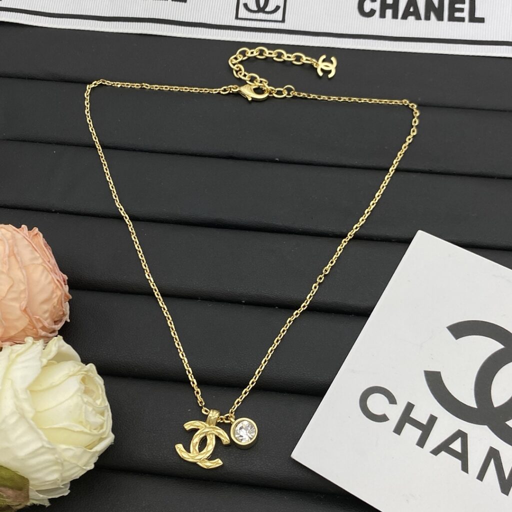 Chanel Jewelry Style 40