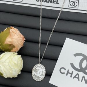 Chanel Jewelry Style 55