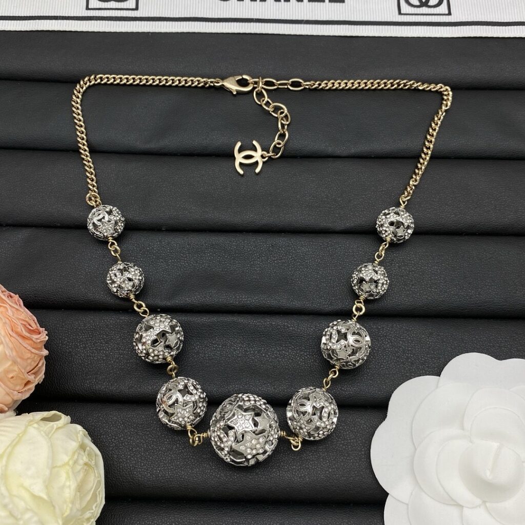 Chanel Jewelry Style 135
