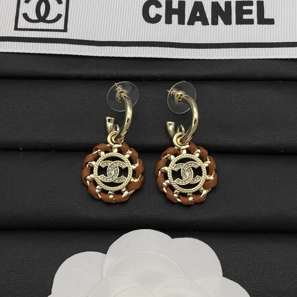 Chanel Jewelry Style 40