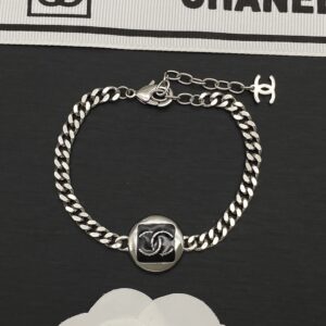 Chanel Jewelry Style 40