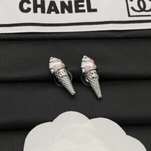 Chanel Jewelry Style 40