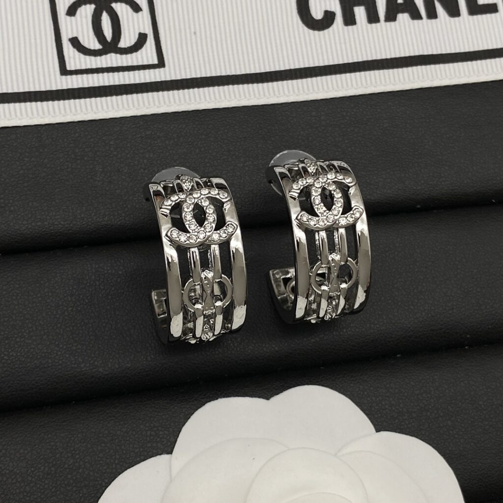 Chanel Jewelry Style 40