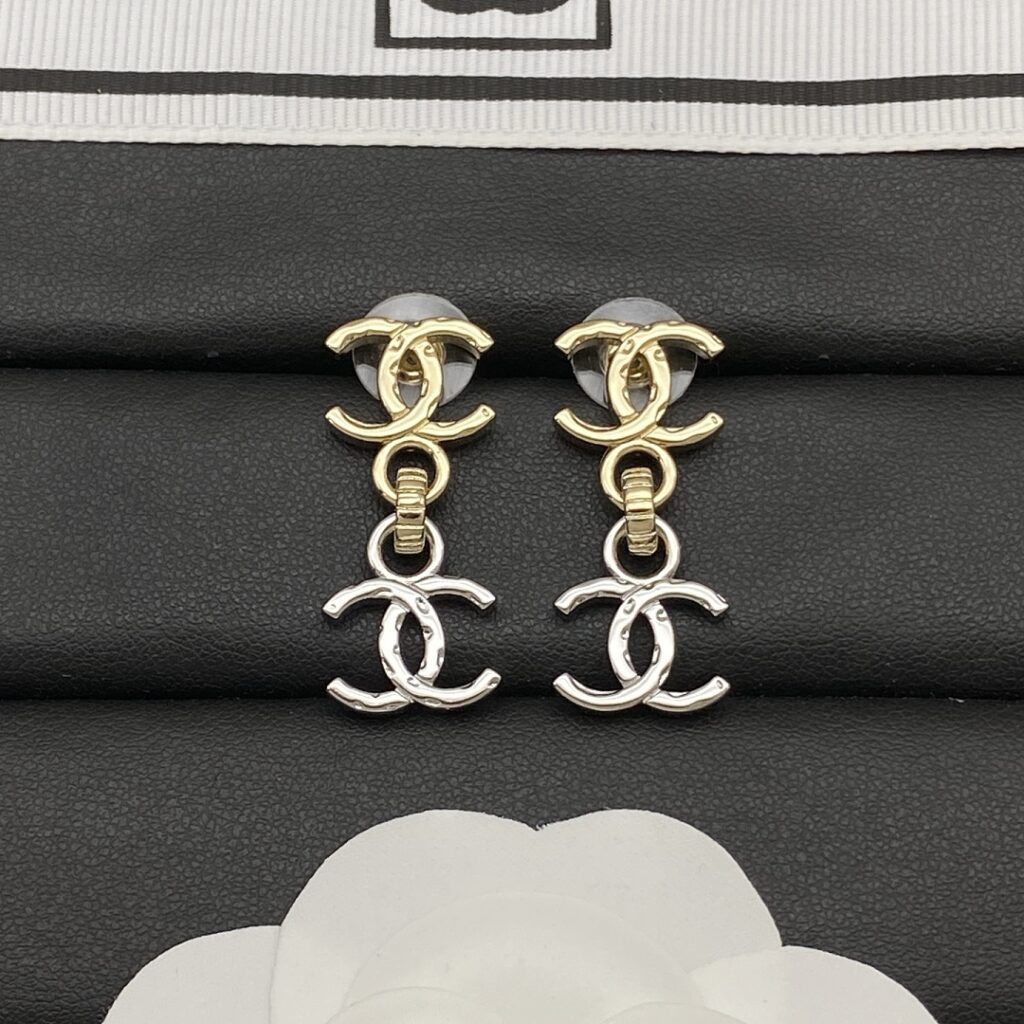 Chanel Jewelry Style 40
