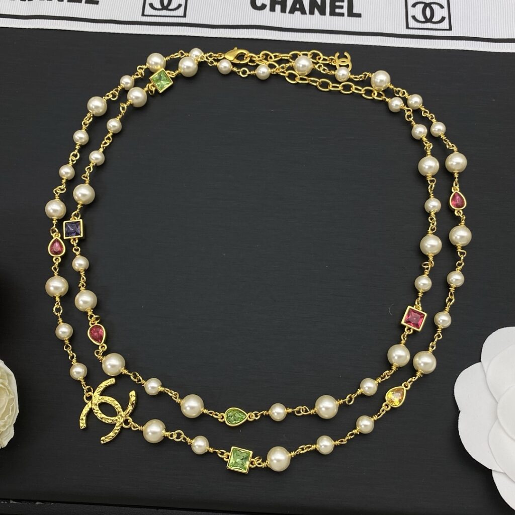 Chanel Jewelry Style 70