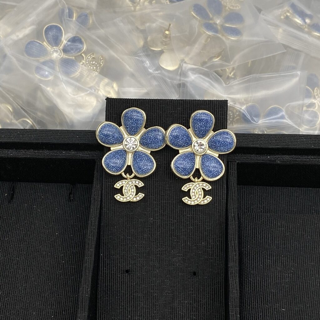 Chanel Jewelry Style 55