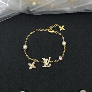 Louis Vuitton Jewelry Style 42