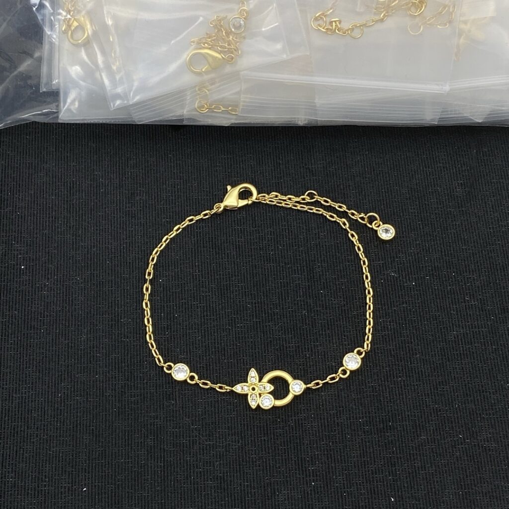 Louis Vuitton Jewelry Style 42