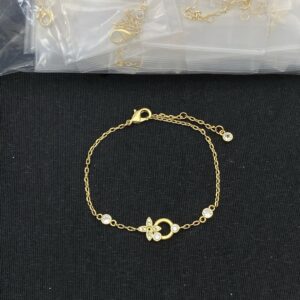 Louis Vuitton Jewelry Style 42