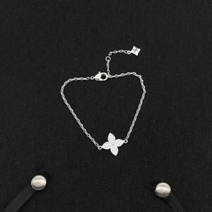 Louis Vuitton Jewelry Style 40