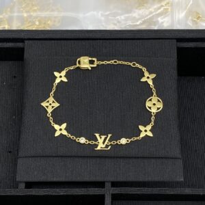Louis Vuitton Jewelry Style 45