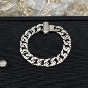 Louis Vuitton Jewelry Style 55
