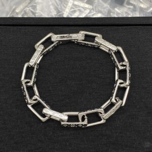 Louis Vuitton Jewelry Style 50