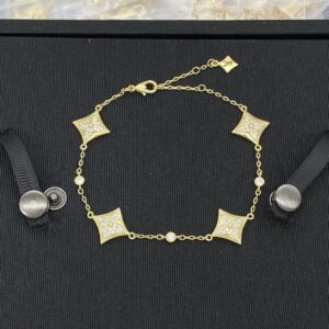 Louis Vuitton Jewelry Style 45