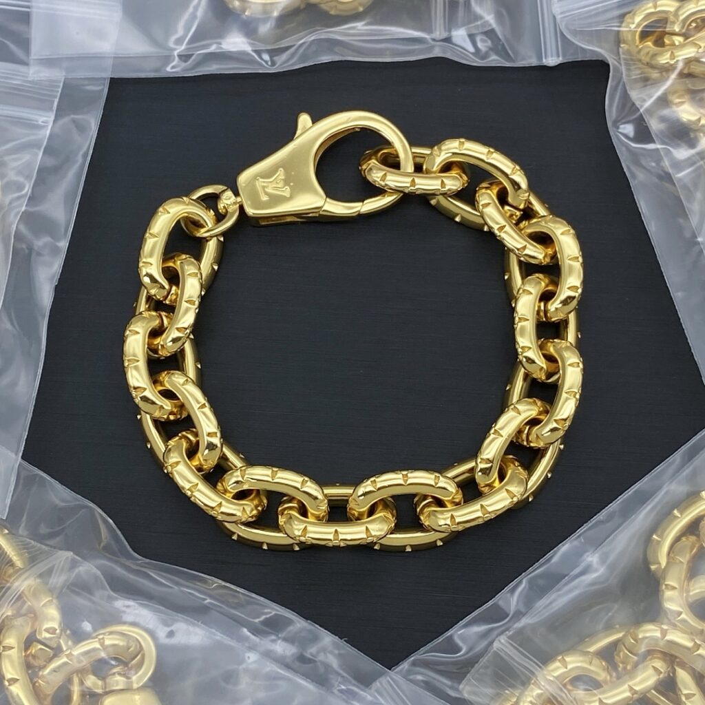 Louis Vuitton Jewelry Style 55