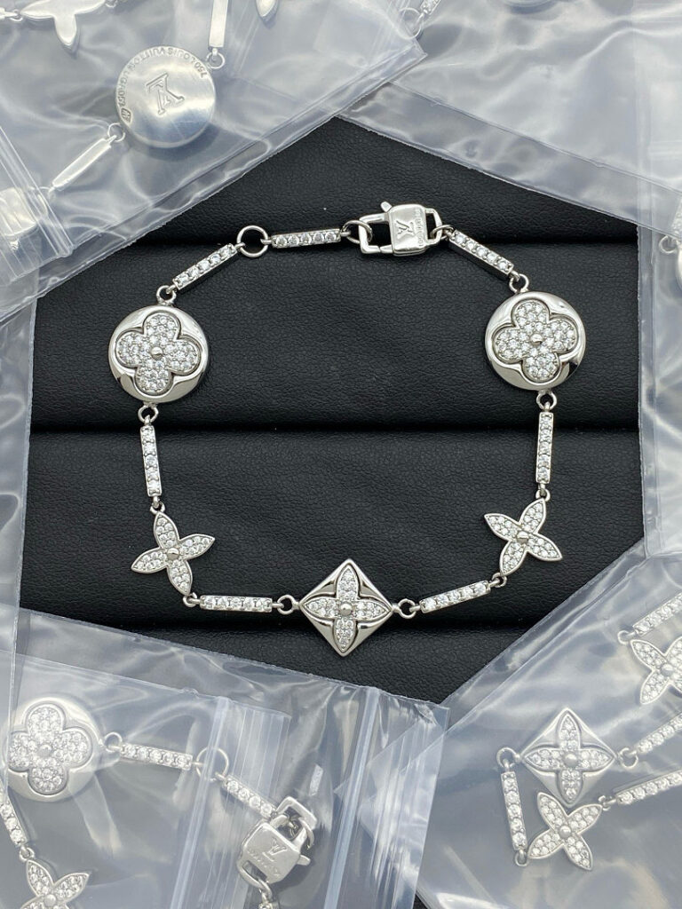 Louis Vuitton Jewelry Style 55