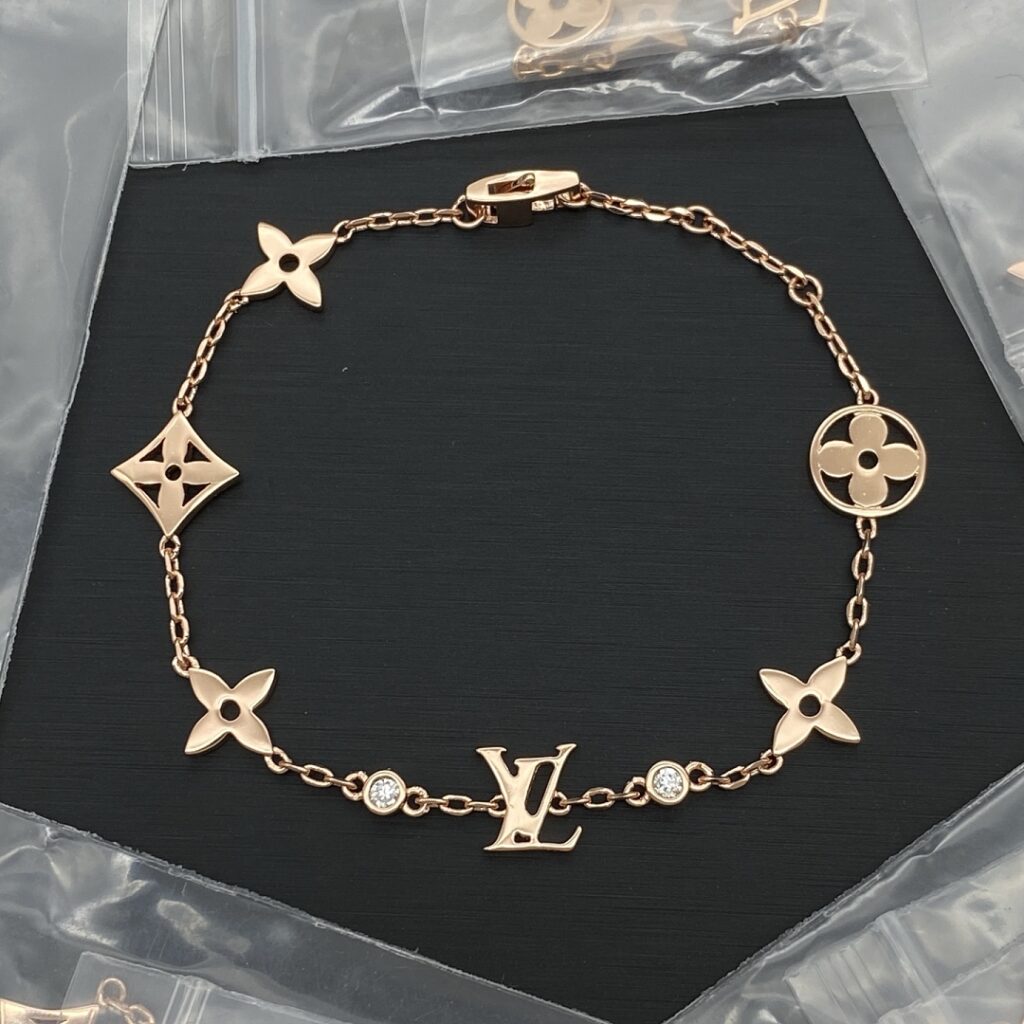 Jewelry Style 45