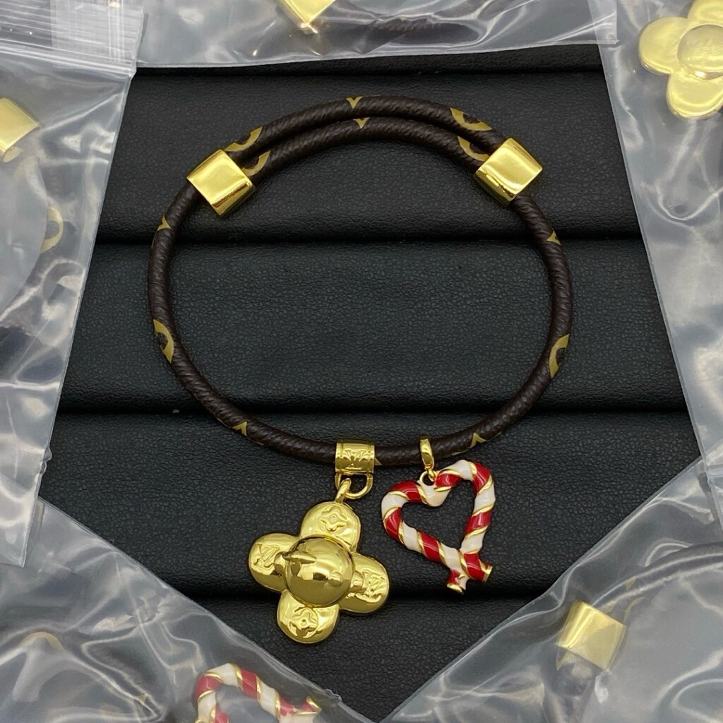 Jewelry Style 50