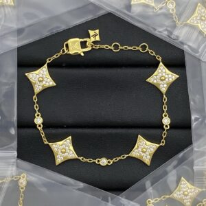 Louis Vuitton Jewelry Style 50