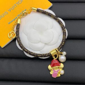 Louis Vuitton Jewelry Style 50