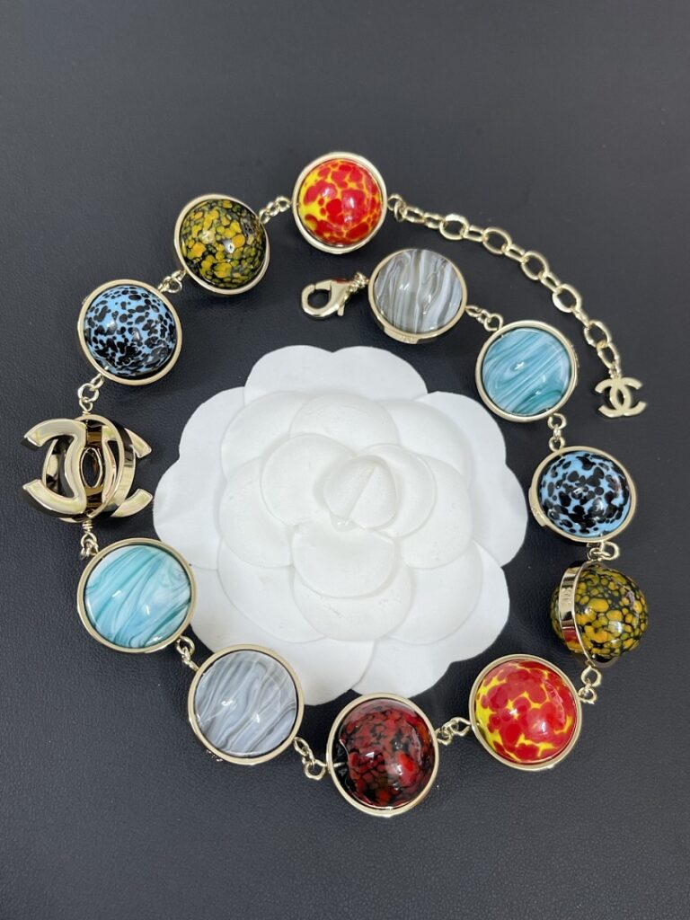 Necklace 100