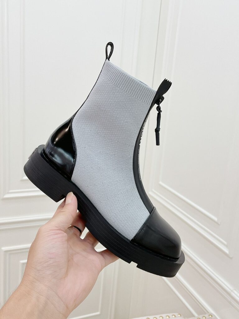Givenchy Shoe Style 2801154