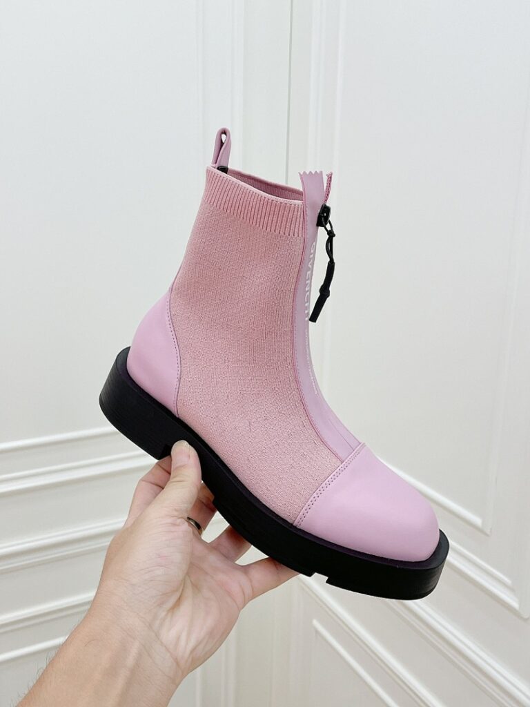 Givenchy Shoe Style 2801154