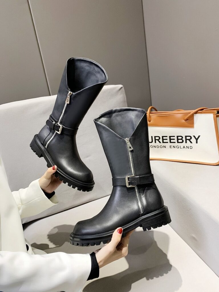 Givenchy Shoe Style 3201154
