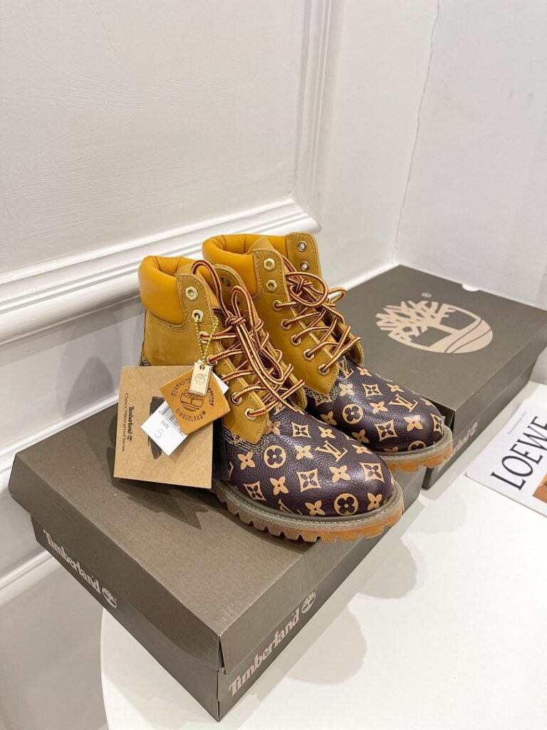 Shoe Style 2501126