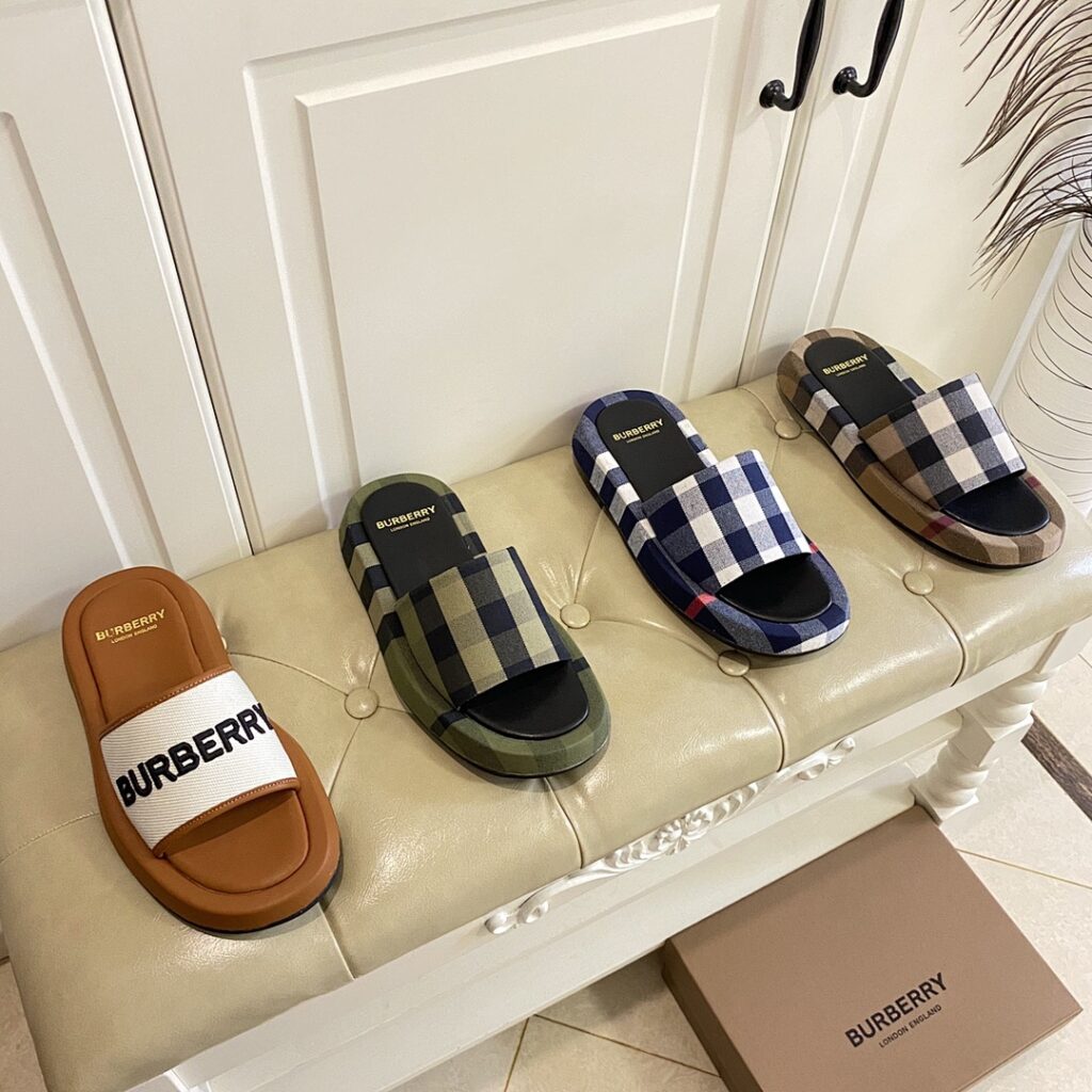 Balenciaga Shoe Style 2201134