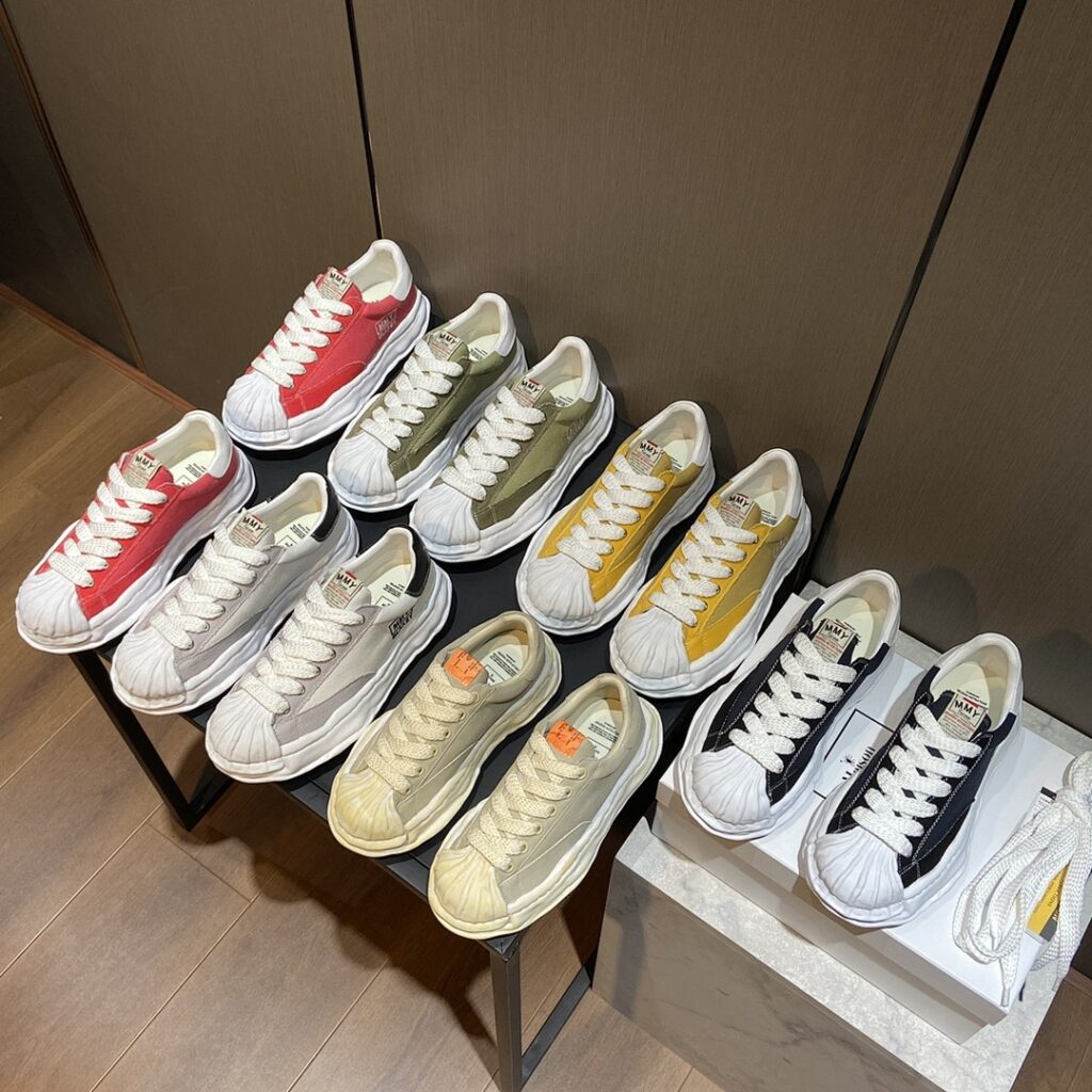 Shoe Style 2501150