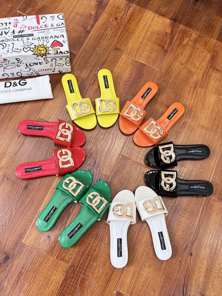 Dolce & Gabbana Shoe Style 1901117